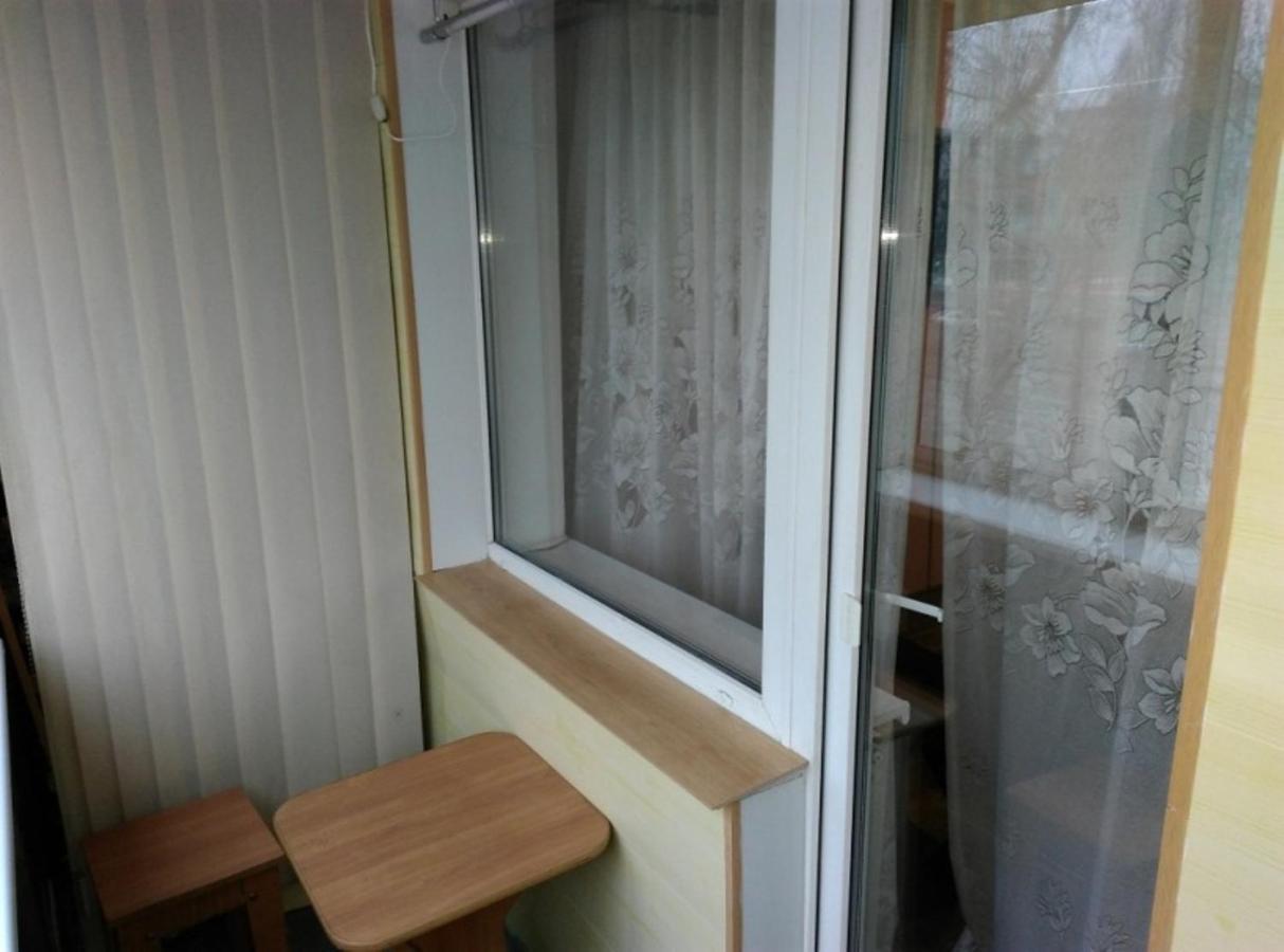 Апартаменты В Центре Металлургов 27 Kr Apartments Krivoy Rog Ngoại thất bức ảnh